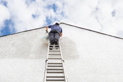 Peinture extérieure à Saint-Martin-de-Fugères — façades et ravalement